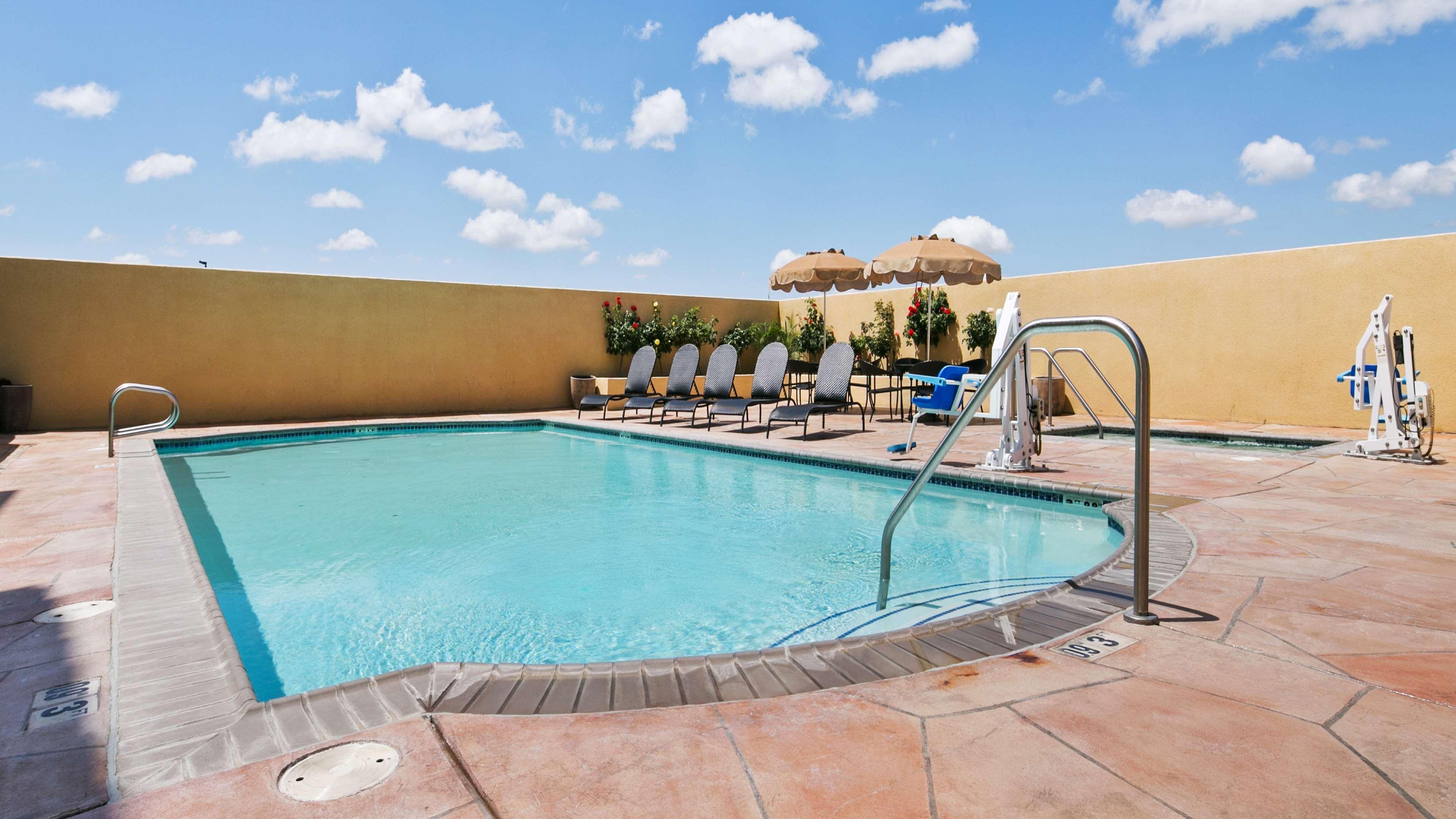 Western Inn&suites 3*